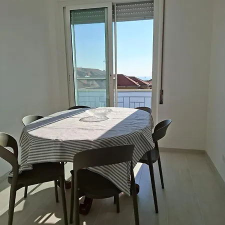 Stella Mare 2min Dal Centro Aria Condizionata Vista Mare Apartment